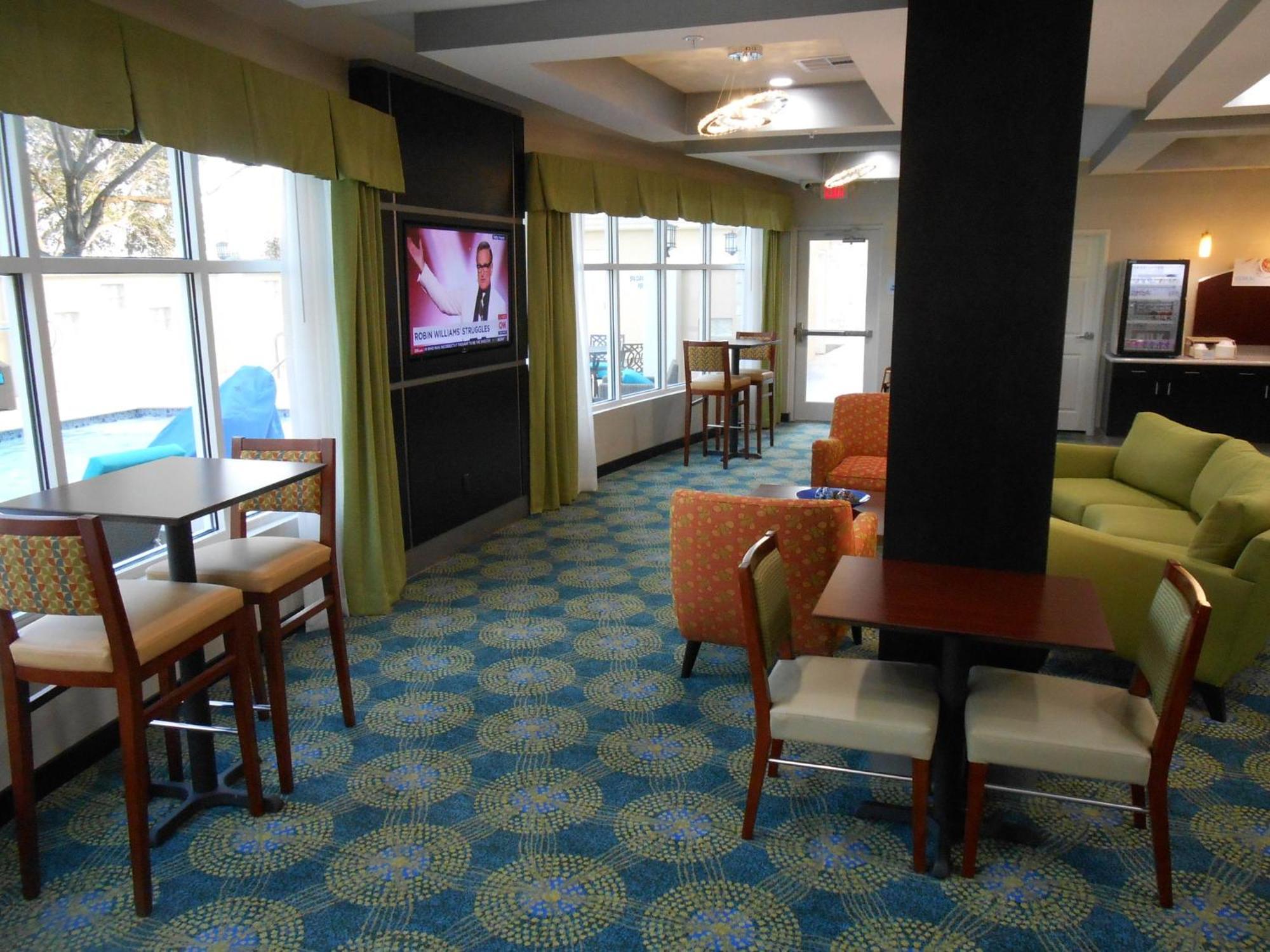 Holiday Inn Express & Suites Houston Northwest-Brookhollow By Ihg Dış mekan fotoğraf