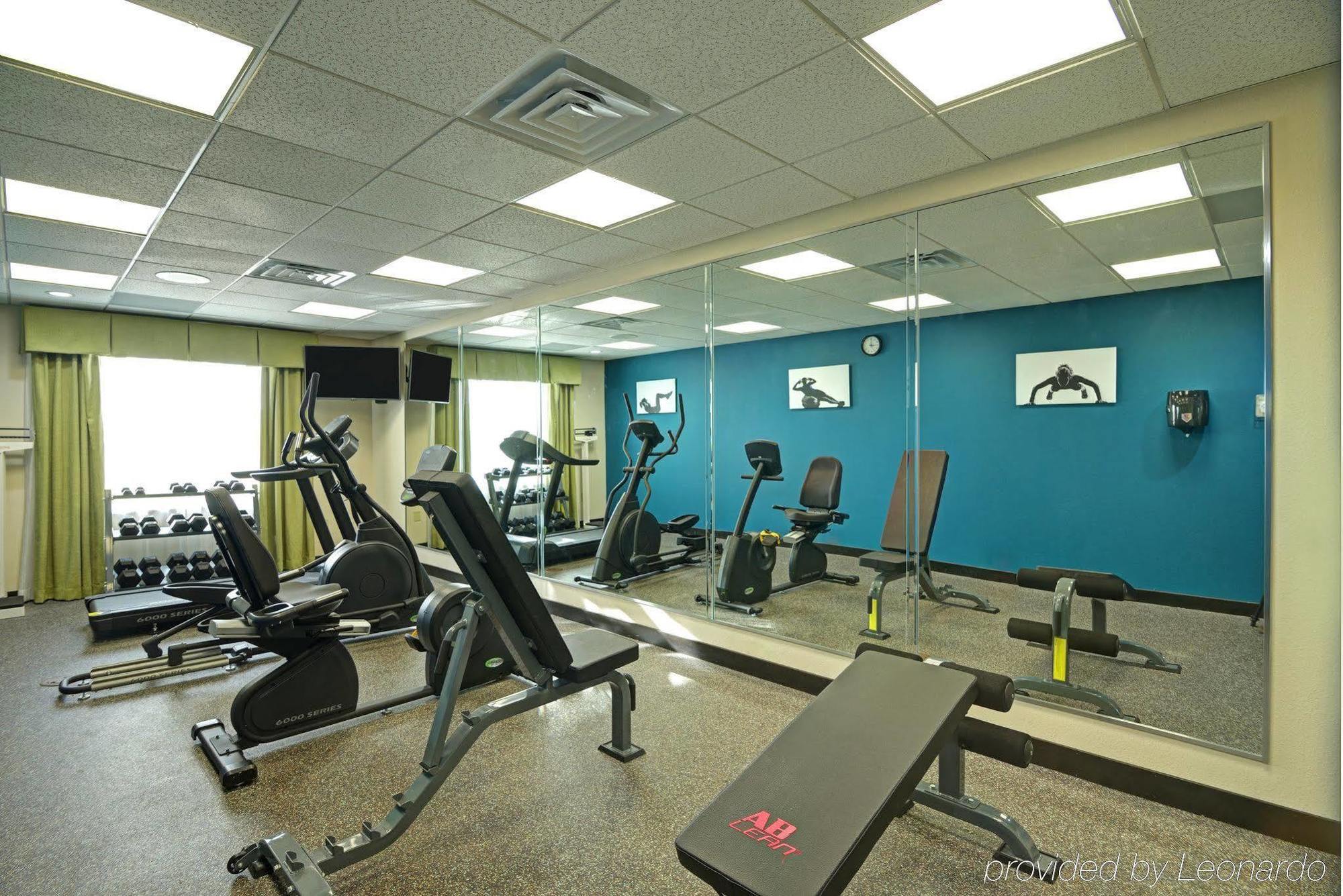 Holiday Inn Express & Suites Houston Northwest-Brookhollow By Ihg Dış mekan fotoğraf
